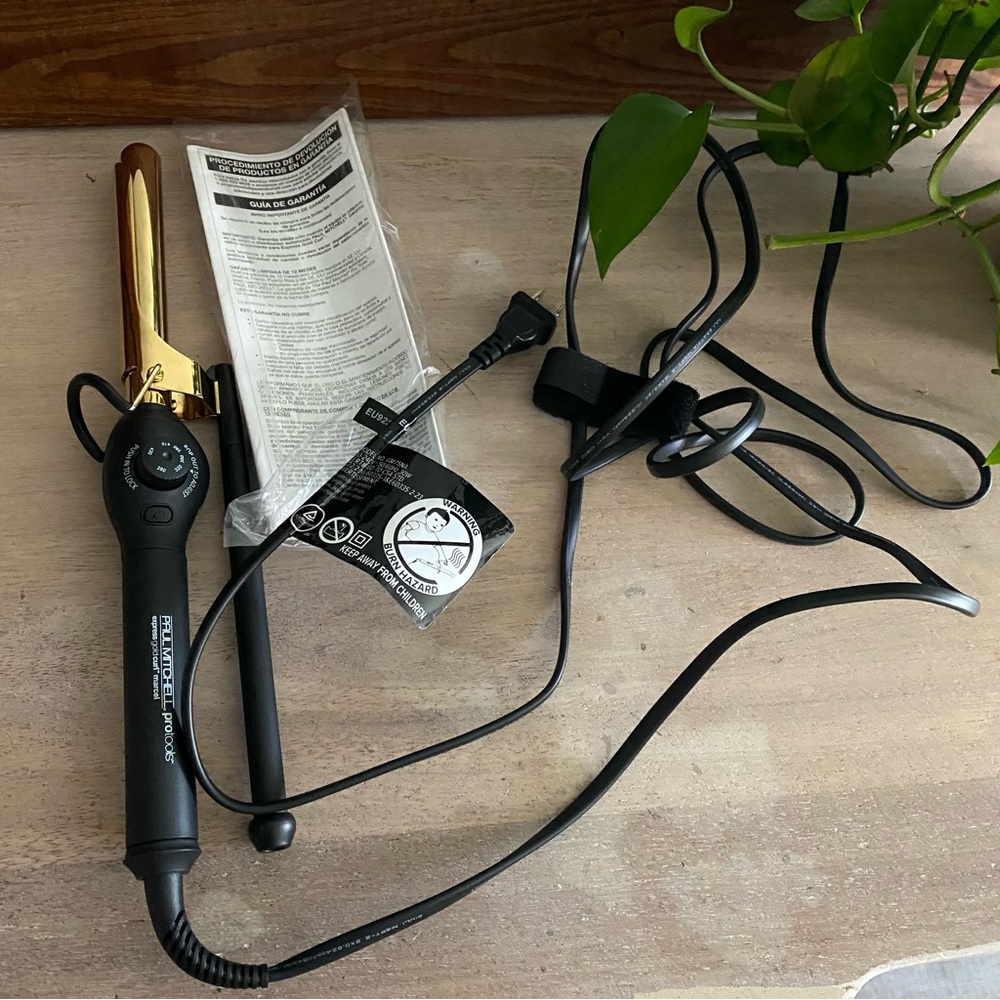 Paul Mitchell Pro Tools Express Gold Curl Marcel Titanium Curling Iron 2.5”